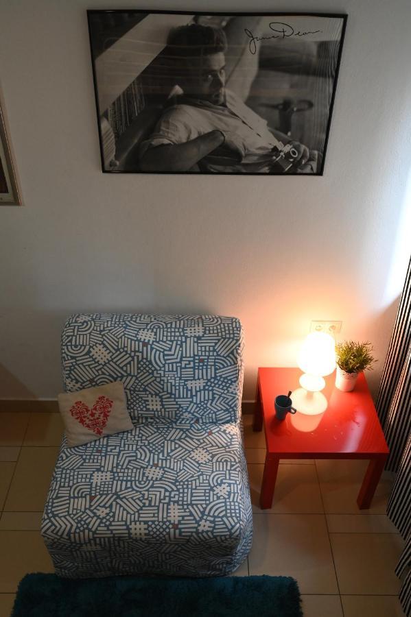 Pepe Hostel Варшава Экстерьер фото
